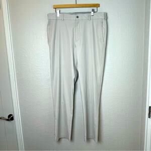 WALTER HAGEN Men's Khaki Gray Golf / Dress Pants Size 36 x 32